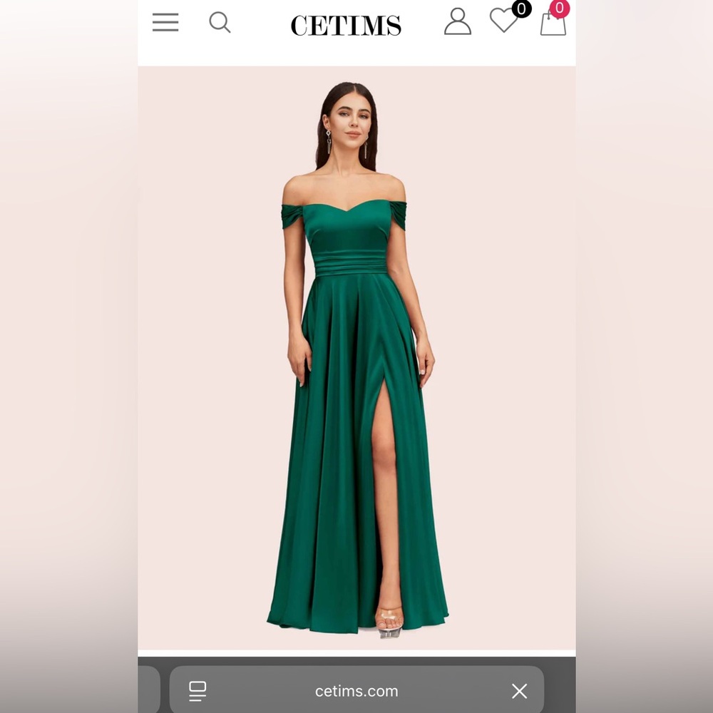 Elegant Emerald Green Evening Gown